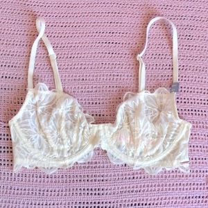 Lace bra